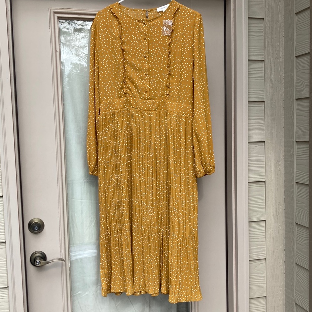 Hailey & Co. Mustard/wh dot dress Sz L NWT